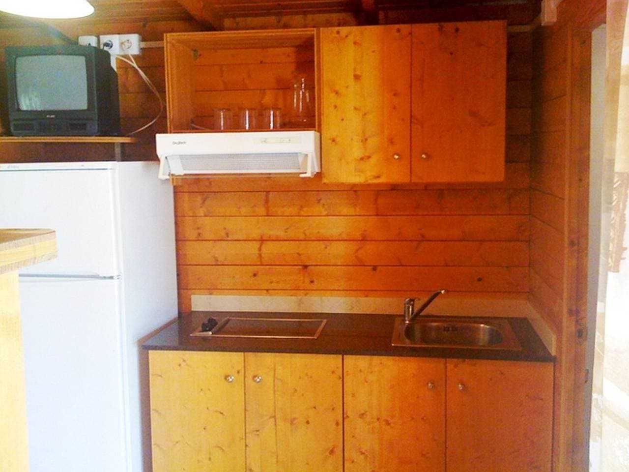 Foto 3 von 27: Bungalow für 3 Personen mit Pool