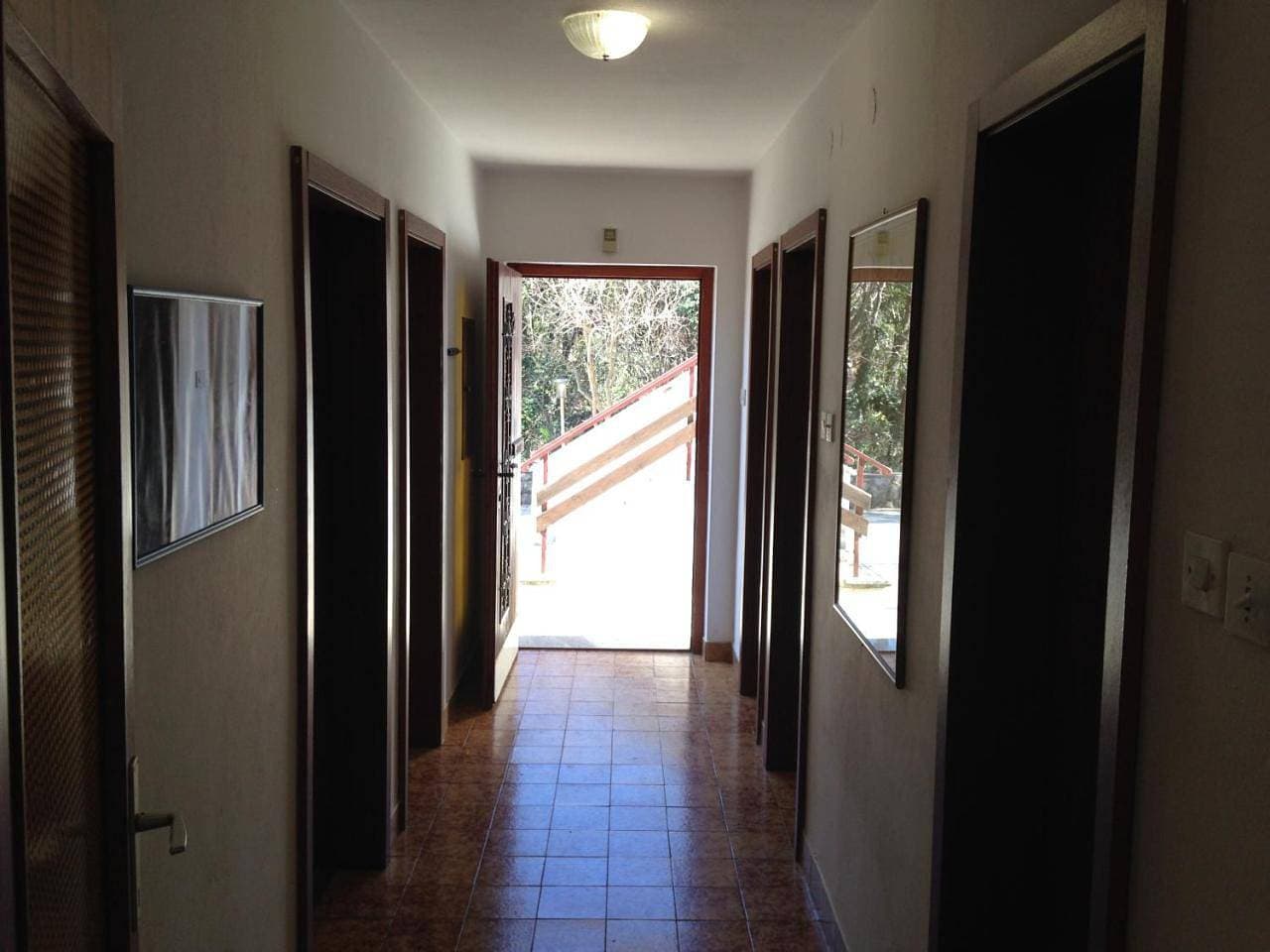 Foto 7 von 9: Apartment with Balcony
