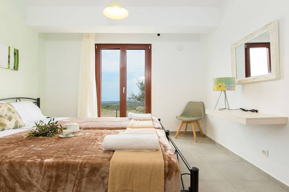 Foto 3 von 25: Sehr geräumiger, schöner freistehender Bungalow mit spektakulärer Aussicht