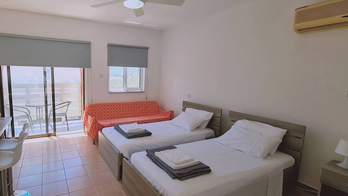 49 An- Nissi Heaven Studio 1