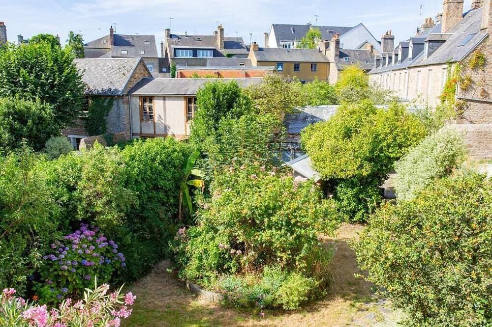 Foto 5 von 10: Cosy bed and breakfast downtown Avranches