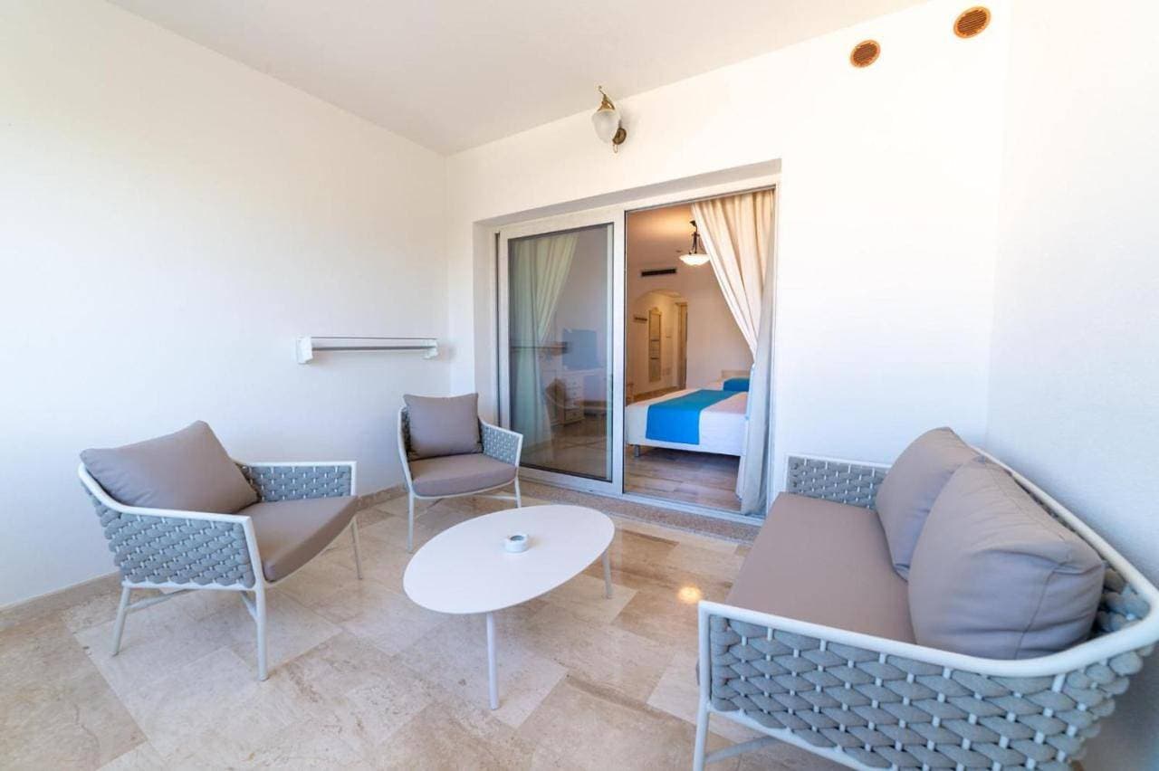 Foto 4 von 12: Double Room - Separate Building