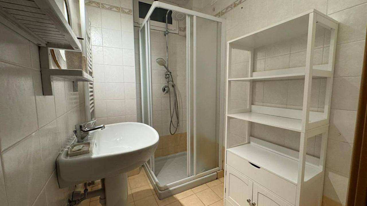 Foto 6 von 32: Two-Bedroom Apartment
