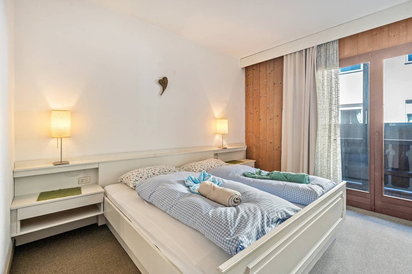 Foto 2 von 50: Biobauernhof Toellerhof 'Zimmer 4' mit Bergblick, Gemeinschaftspool und Wi-Fi