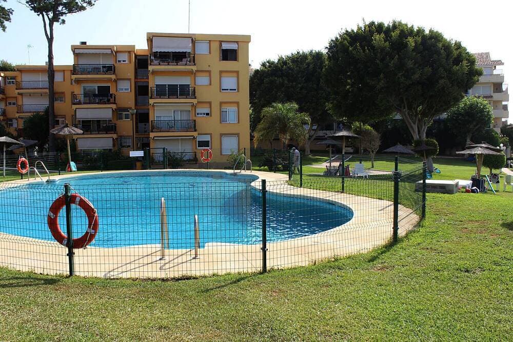 Foto 10 von 13: Zwei-Zimmer-Wohnung am Strand Estepona Marbella
