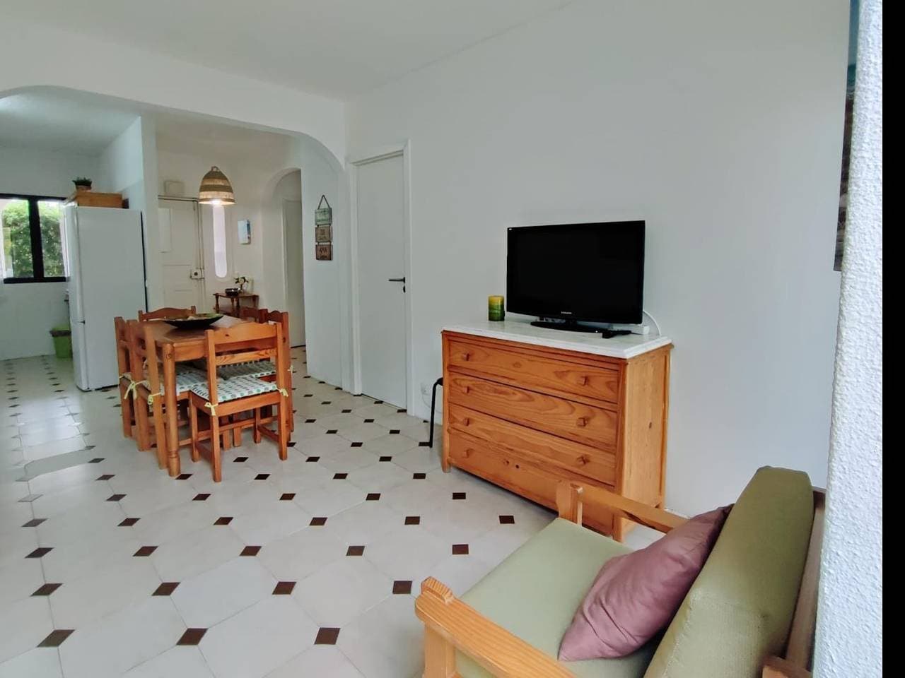 Foto 8 von 46: Ferienwohnung für 5 Personen mit Terrasse