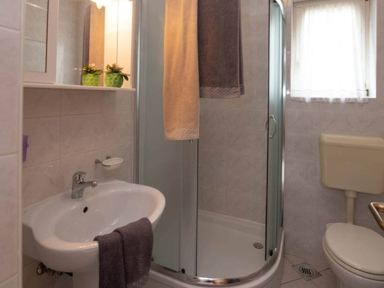 Foto 8 von 14: Studio Apartment With Balcony (A1)