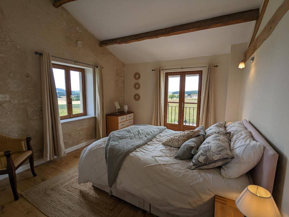 Foto 5 von 70: Six-Bedroom House
