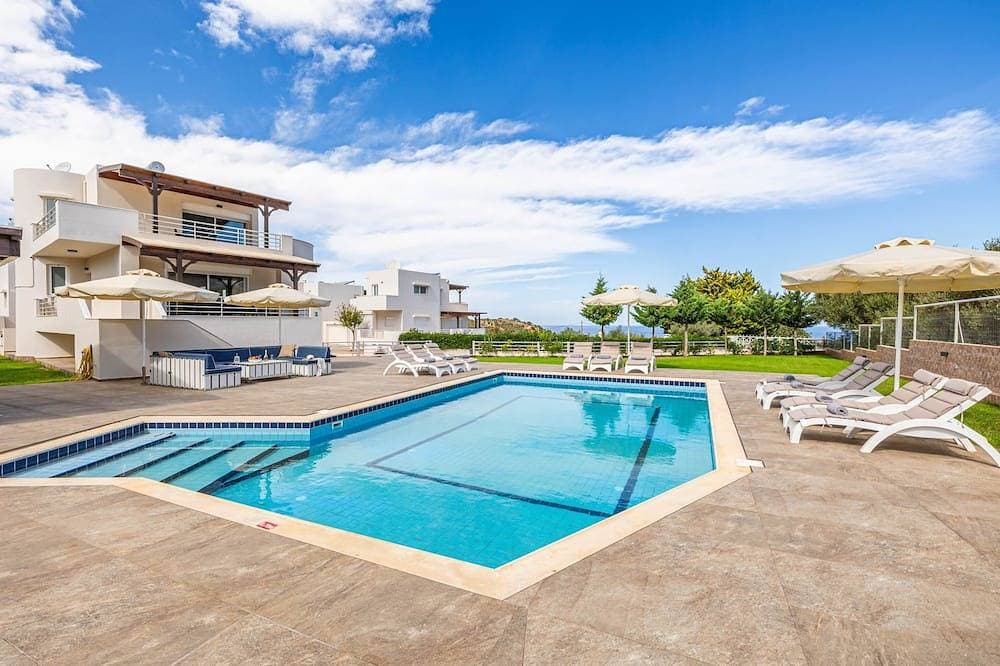 Lucy Lux Villa, – Ferienhaus mit Meerblick 1