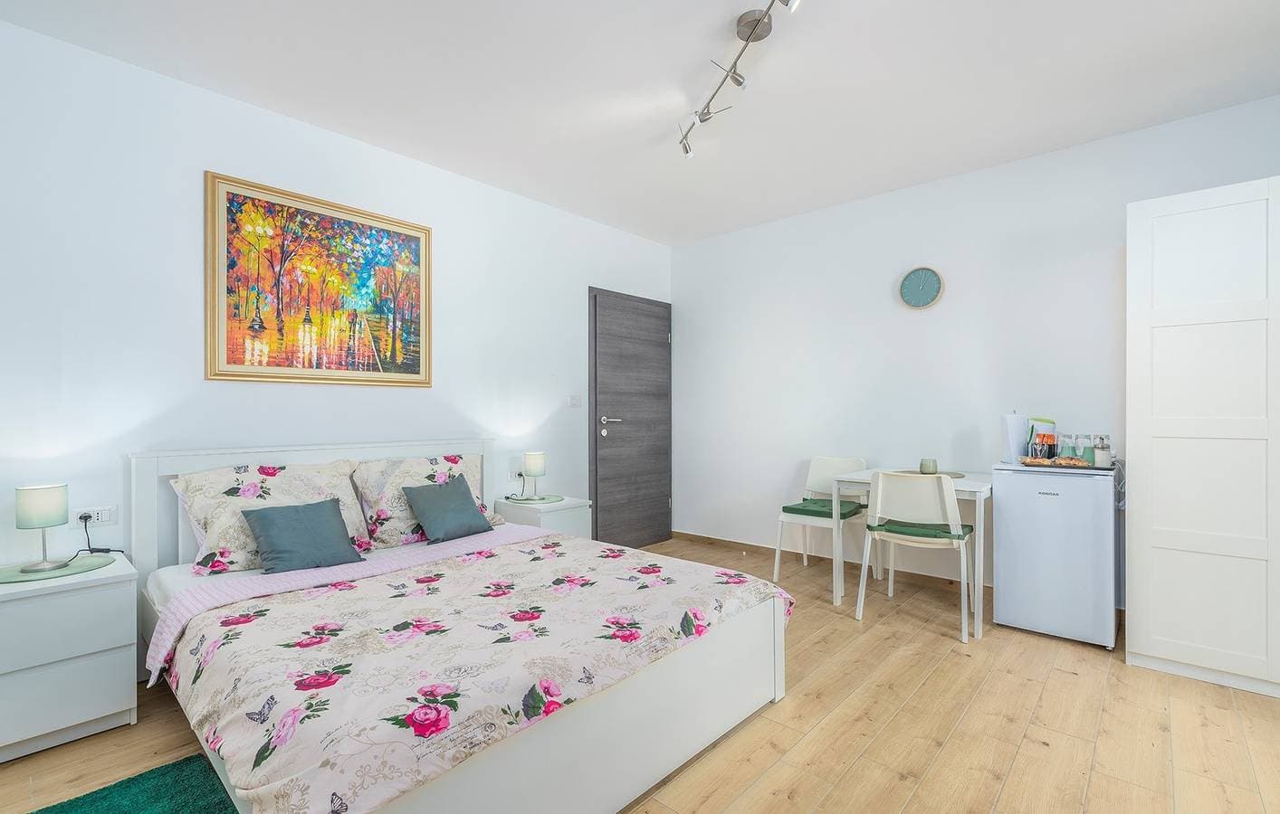 Foto 5 von 14: Standardzimmer Olivia mit eigenem Bad und Balkon