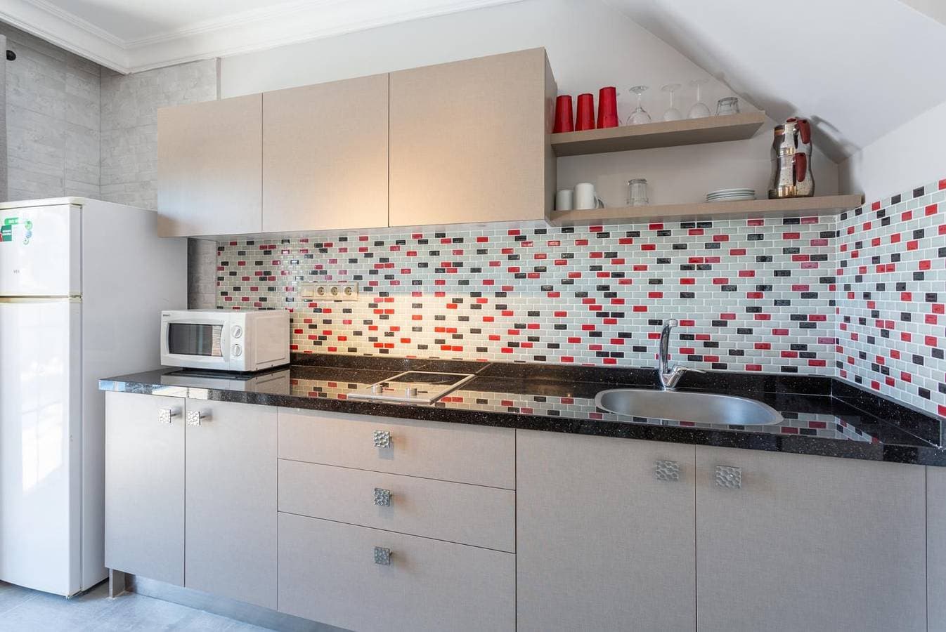 Foto 6 von 18: Villa für 4 Personen mit Balkon