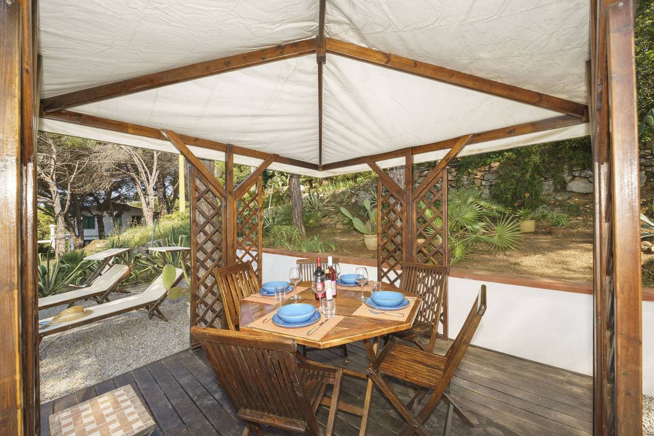Foto 2 von 27: Villa für 5 Personen mit Garten