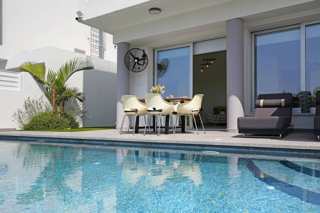 Foto 2 von 38: Villa für 6 Personen mit Balkon