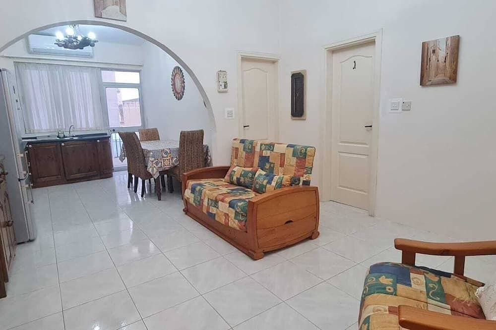 Foto 10 von 19: Comfortable Three Bedroom Apartment With WIFI & Located In The Centre