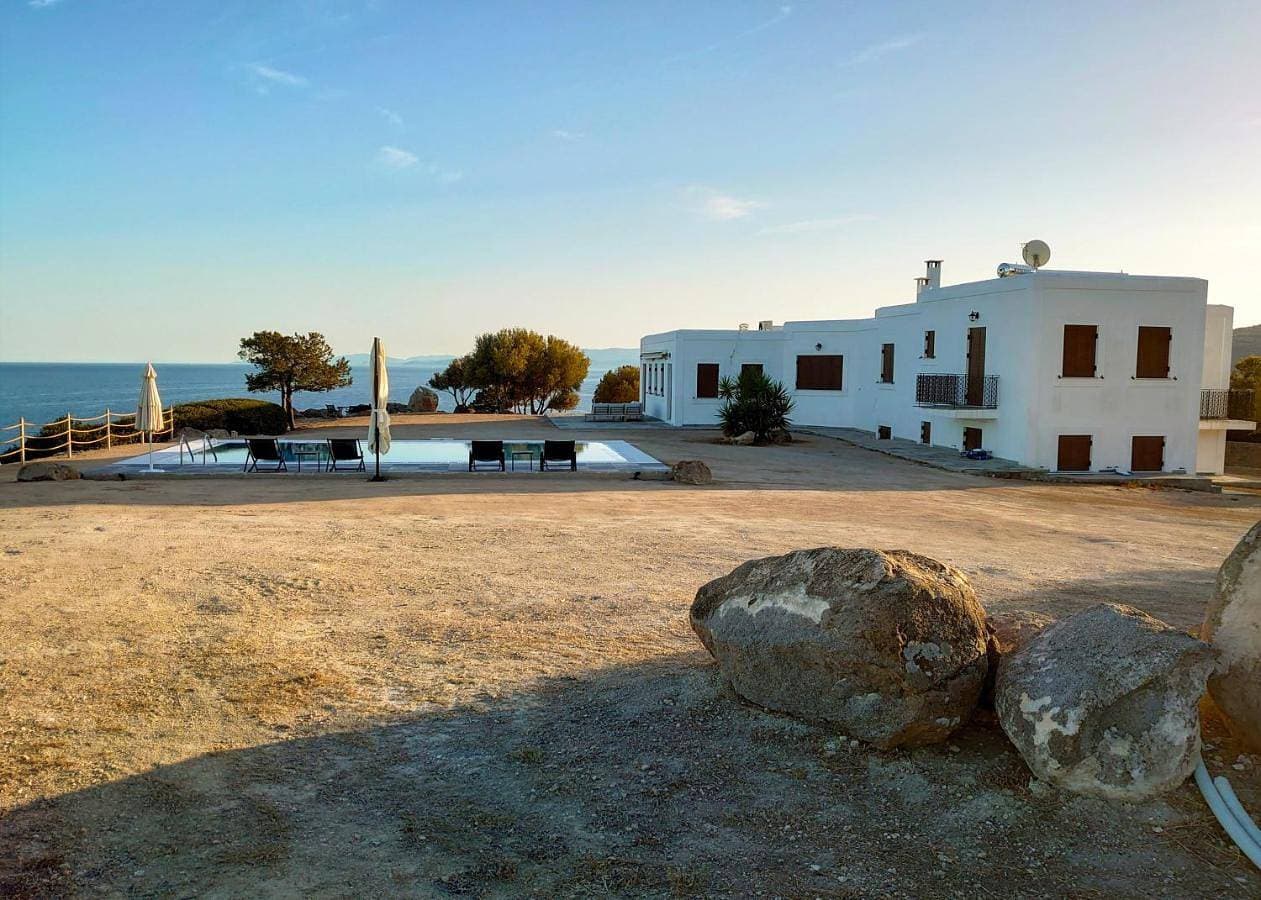 Foto 3 von 5: Villa with Sea View
