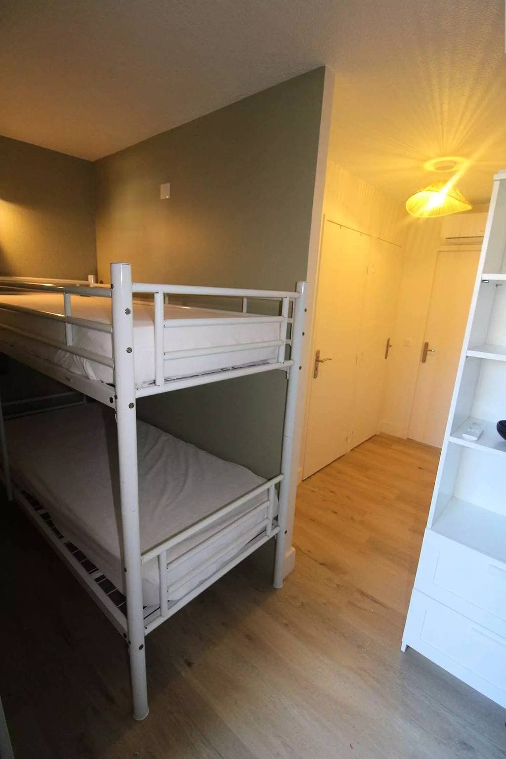 Foto 4 von 22: Golf von St-Tropez Studio/Kabine für 4 Personen Schwimmbad und Strandzugang