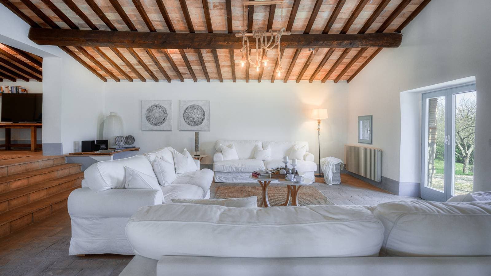 Foto 4 von 42: Villa für 14 Personen mit Garten