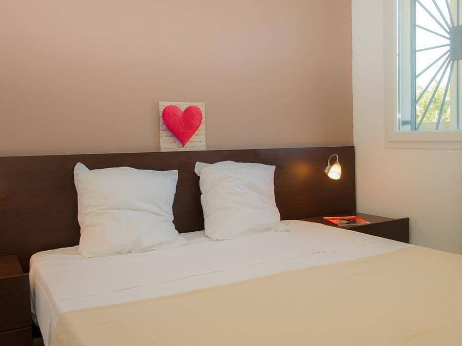 Foto 3 von 20: Résidence Goélia Perla d'Isula - Wohnung 4 personen - G/60_2 Zimmer 2/4 Pers.