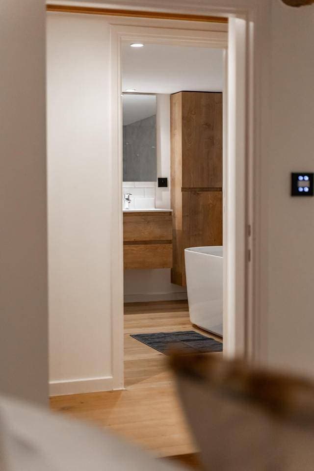 Foto 9 von 11: Double Room with Private Bathroom