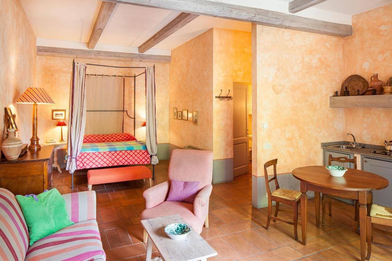 Foto 8 von 9: Double Room - Disability Access