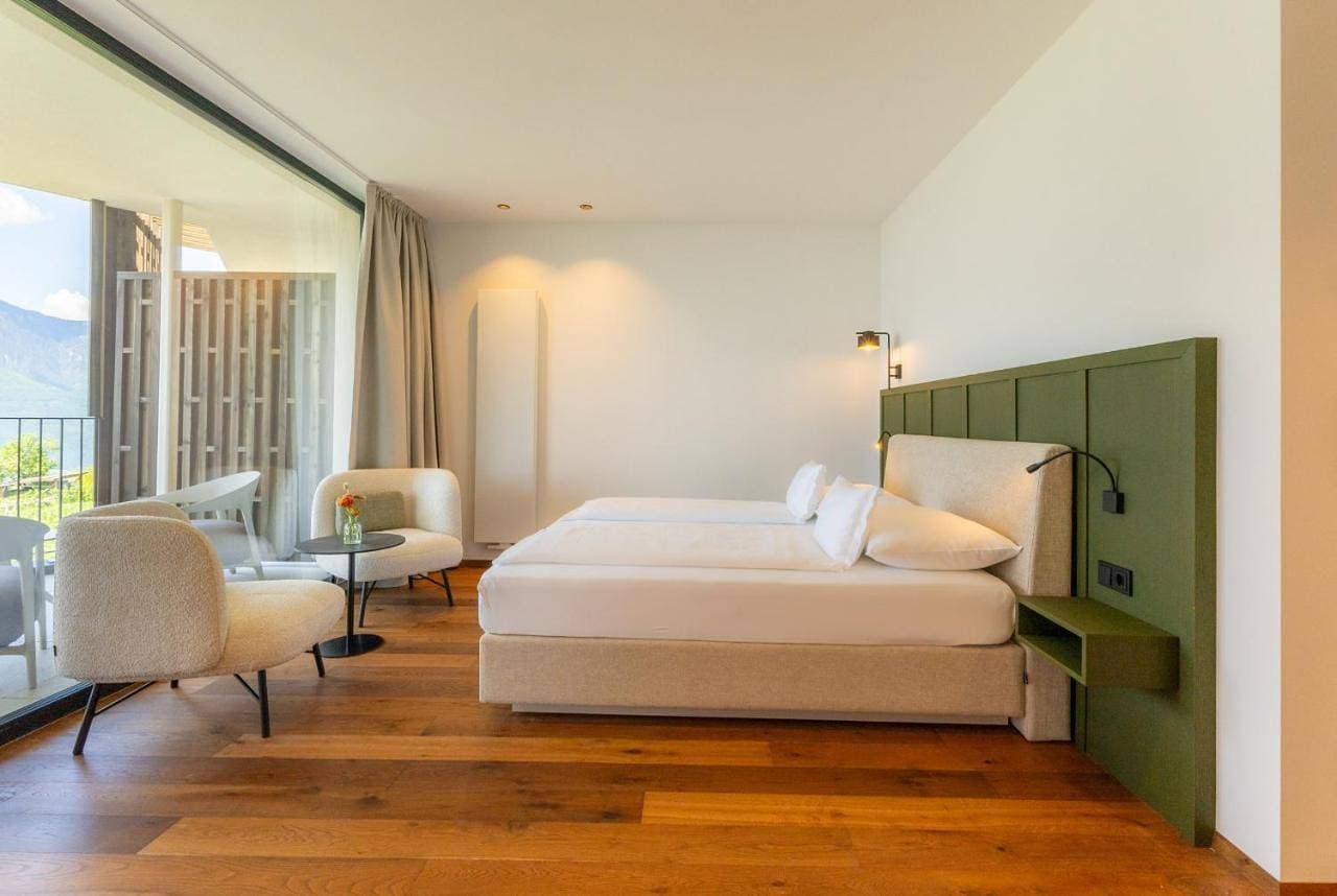 Foto 4 von 13: Deluxe Double Room with Balcony