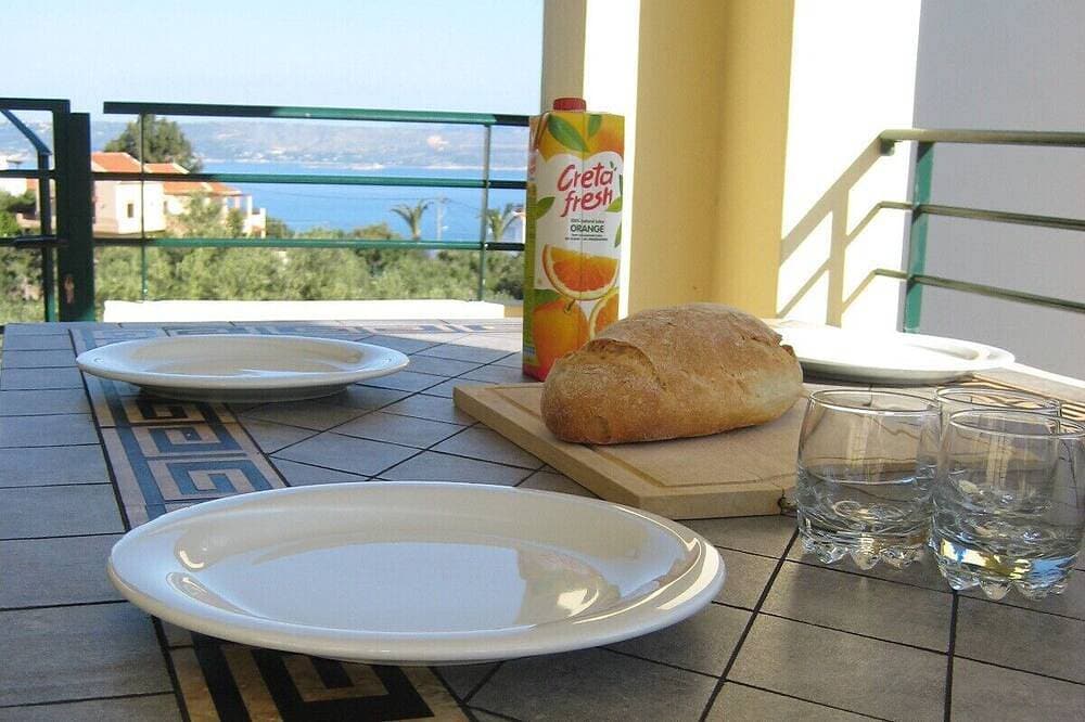 Foto 10 von 30: Kokkino Chorio Superb Freistehende Villa mit großem Gemeinschaftspool, atemberaubendem Meerblick und WLAN