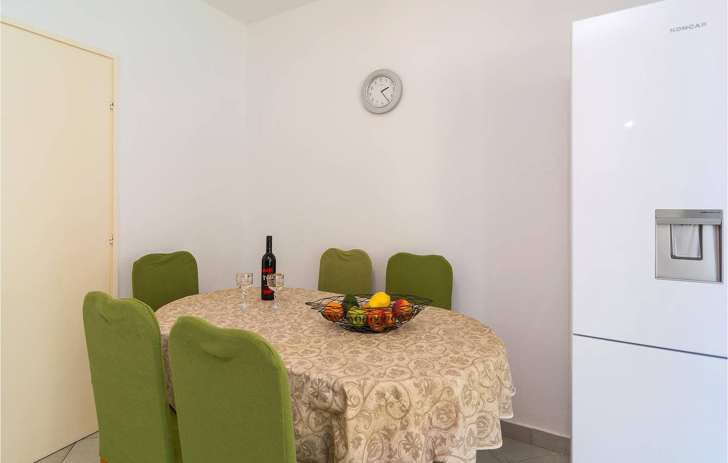 Foto 6 von 25: Urlaub am Meer: Gemütliche Ferienwohnung mit Terrasse und WLAN, nur 100 m von der Küste entfernt!