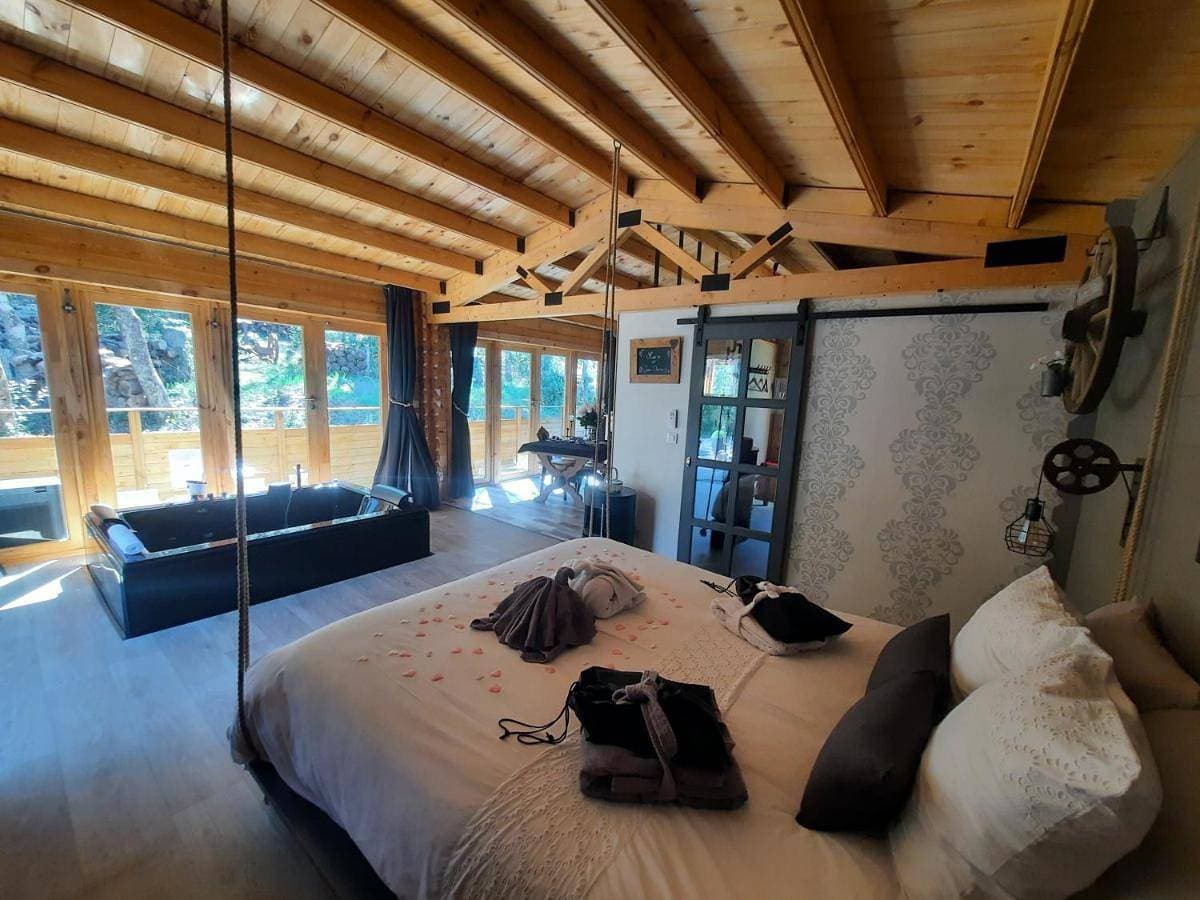 Le Toit Emoi chalet privatif avec balneo 1
