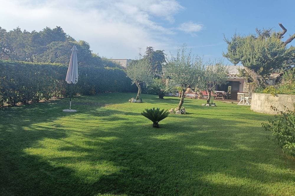 Foto 7 von 28: Villa Bei 50 Mt Vom Meer Mit Garten