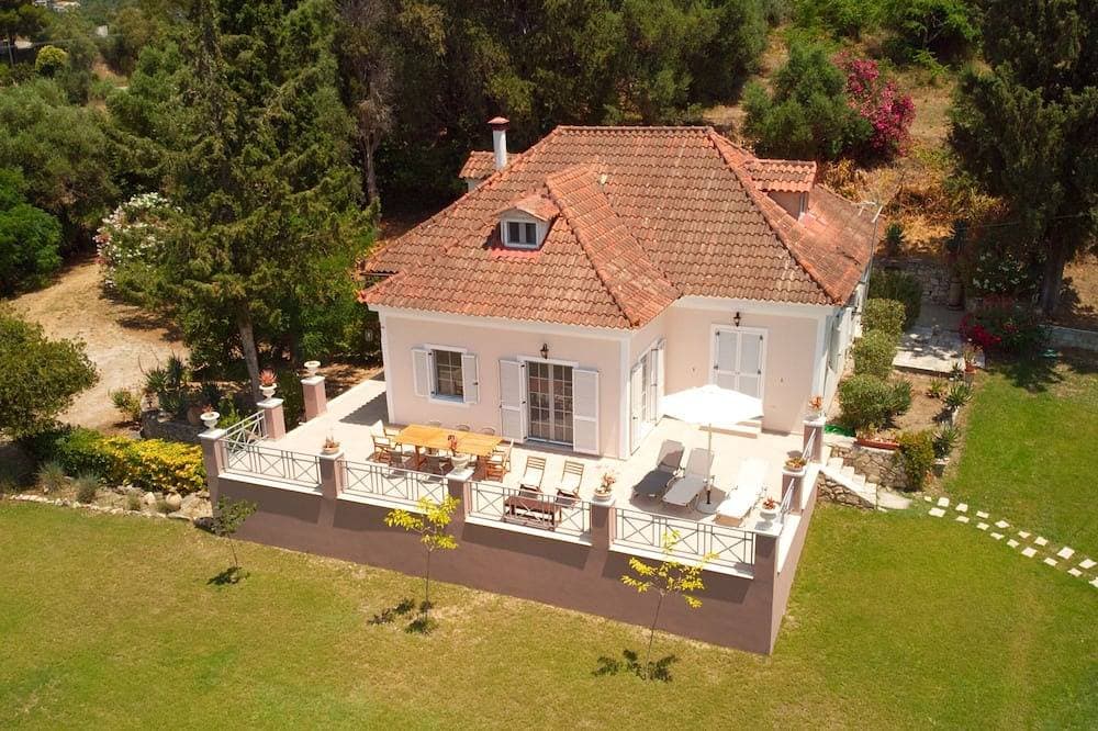 Elegante Villa, jetzt mit brandneuem gemeinsamen Pool - Ideal für erholsame Ferien! 1