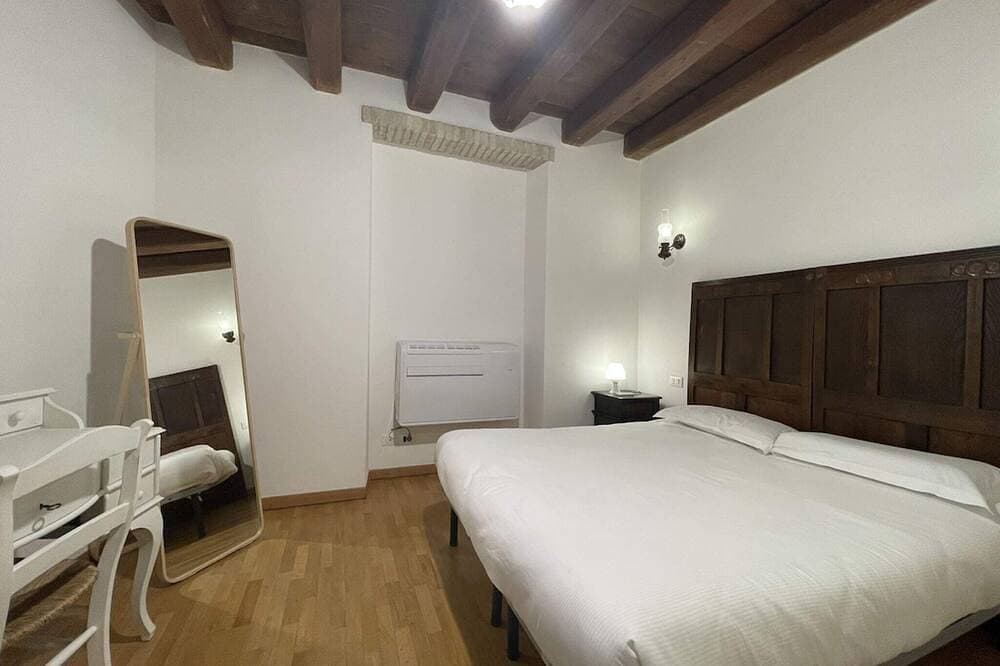 Foto 4 von 14: Lovely apartment fot 4 at side of Duomo in Castello district