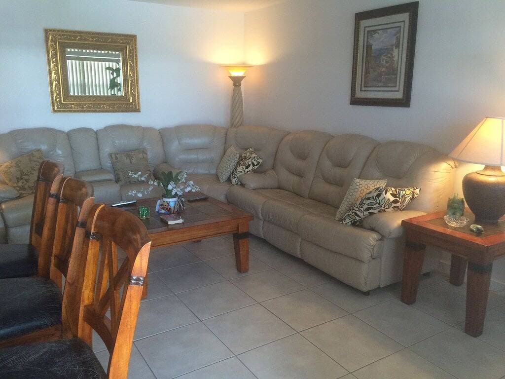 Foto 4 von 24: Luxury 1Br / 1bth Condo - 1/2 Block zum Strand