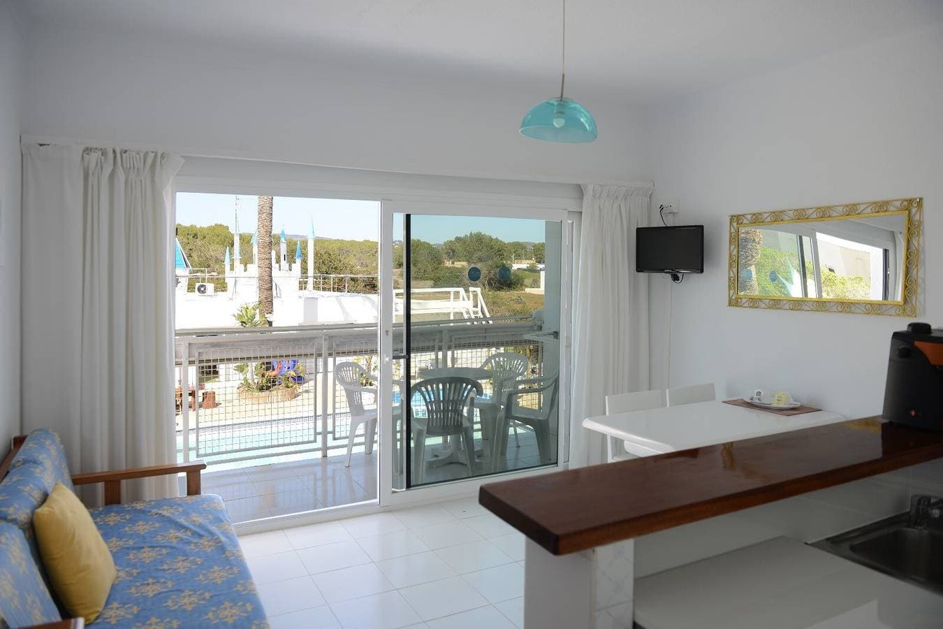 Foto 7 von 13: Ferienwohnung 'Apartamento Ciel Azul' mit Gemeinschaftspool, Balkon und WLAN