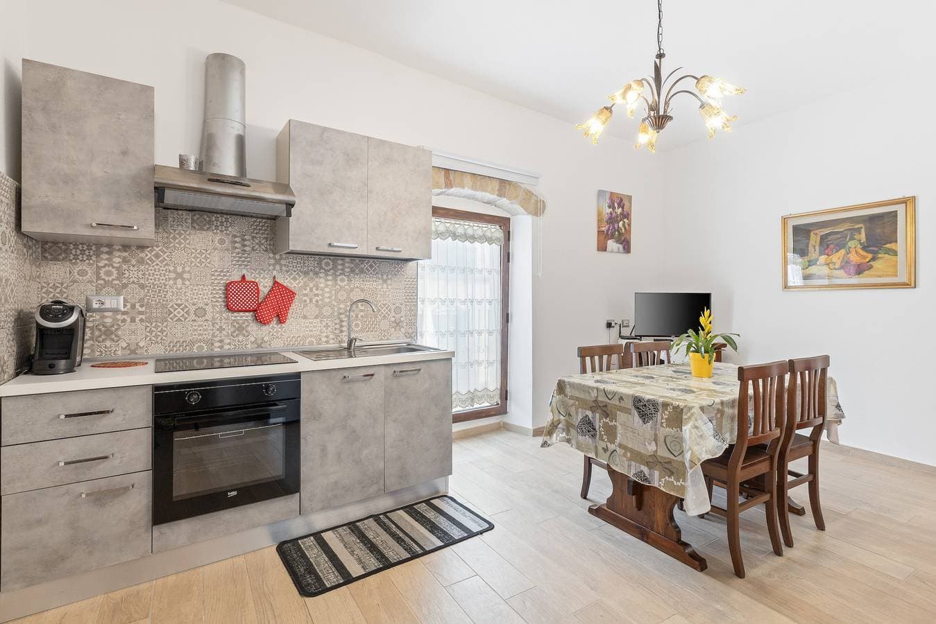 Foto 5 von 40: Apartment 'Erato' mit Meerblick, WLAN und Klimaanlage