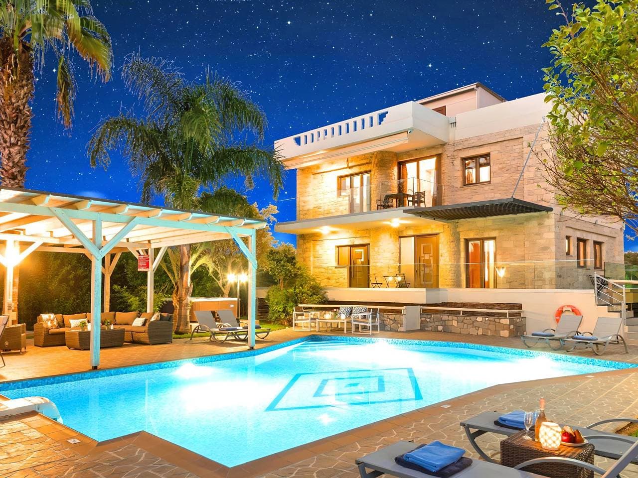 Mirsini Villa Privater Pool Jacuzzi 1