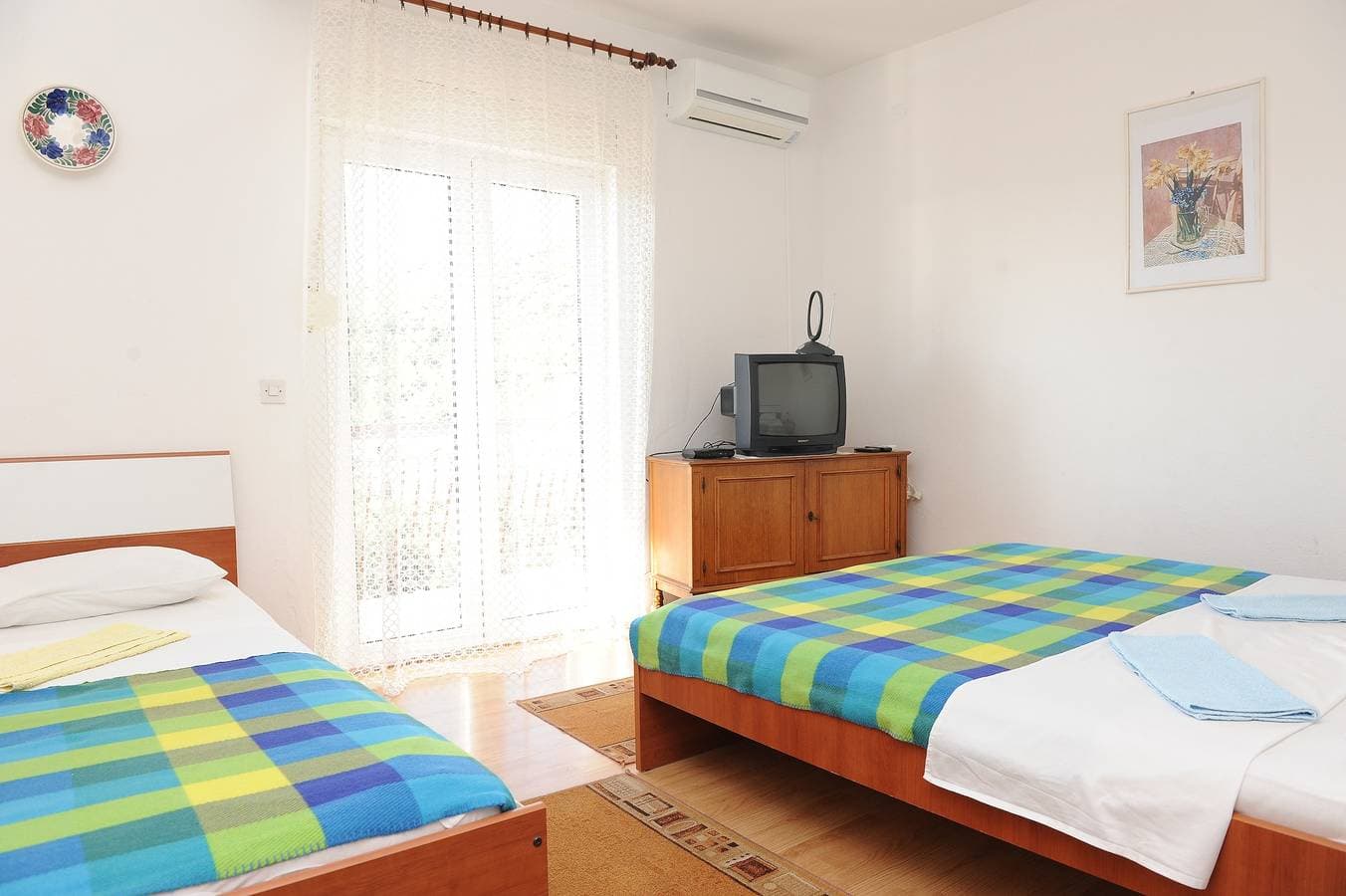 1-Zimmer-Ferienwohnung mit Balkon und Meerblick Podaca, Makarska A-15748-b 1