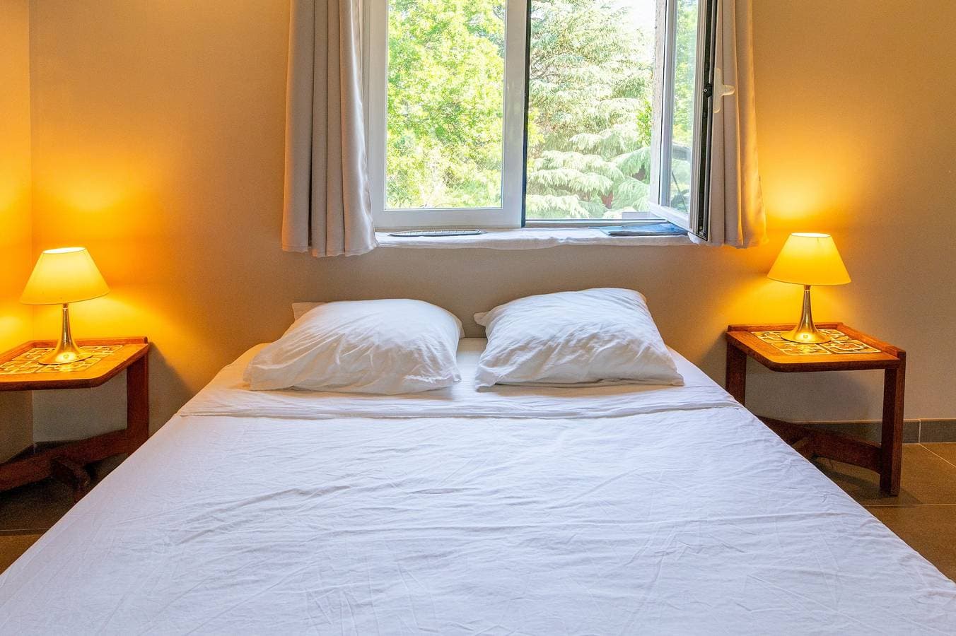 Foto 6 von 26: Studio „Le - Ancienne Cave“ mit Bergblick und WLAN