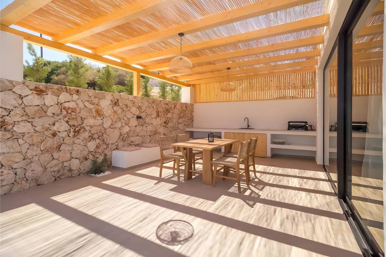 Foto 3 von 34: Villa 'Ein-Schlafzimmer für 2' mit Meerblick, Wi-Fi und Klimaanlage