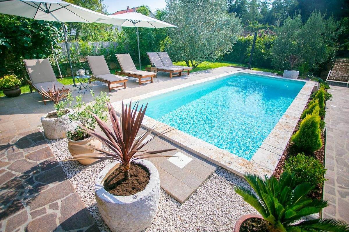 Foto 2 von 27: Komfortable Villa Marinela mit Pool und Garten