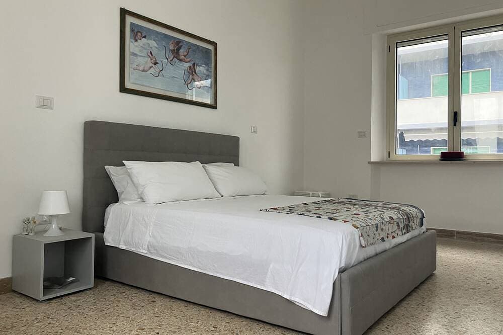 Foto 3 von 30: Apartment-Superior-Eigenes Badezimmer-Blick zur Meerseite-B&B mare mio