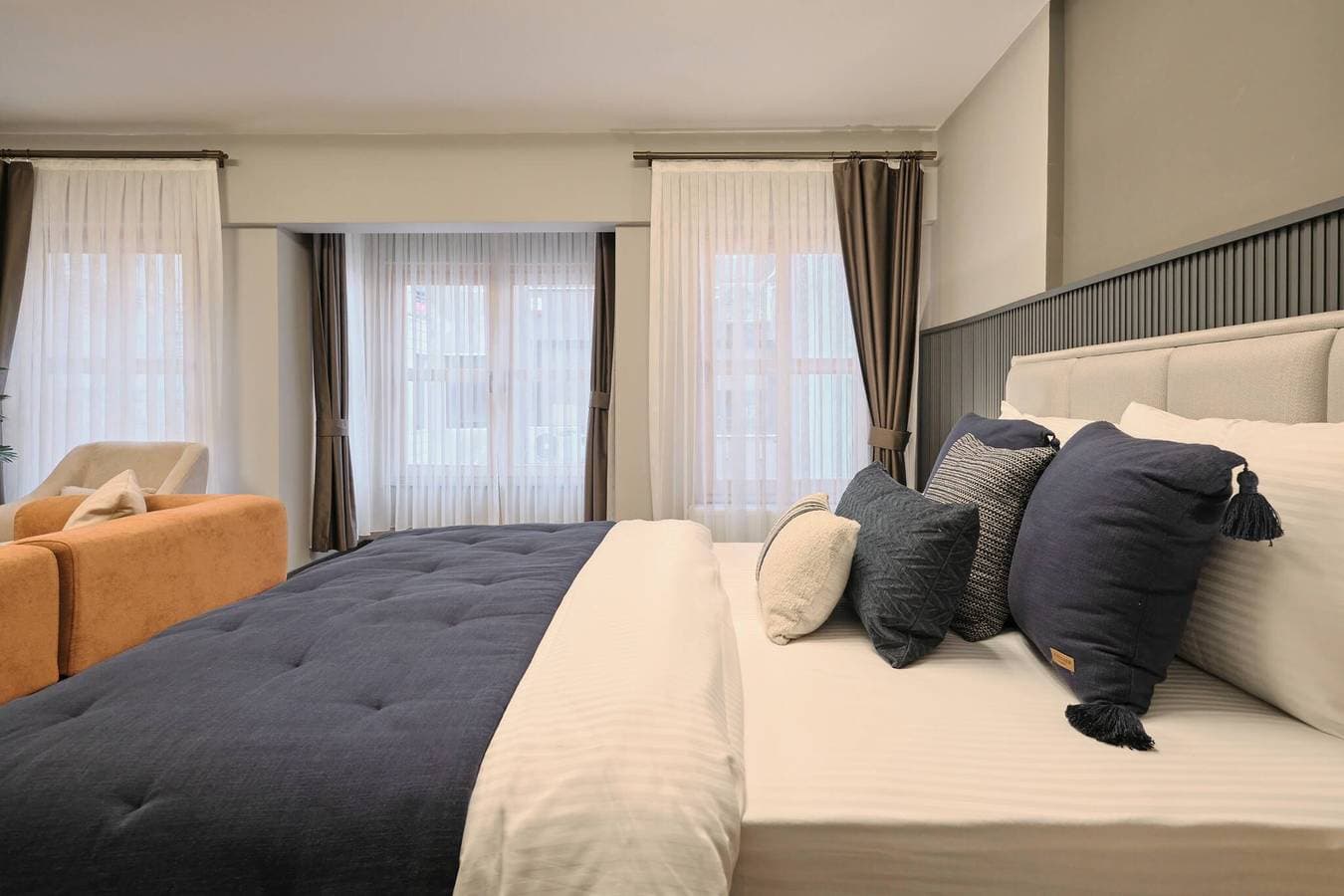 Foto 11 von 38: Modernes 2Br, 2 Wohnbereiche, 2 Bäder, Kadiköy