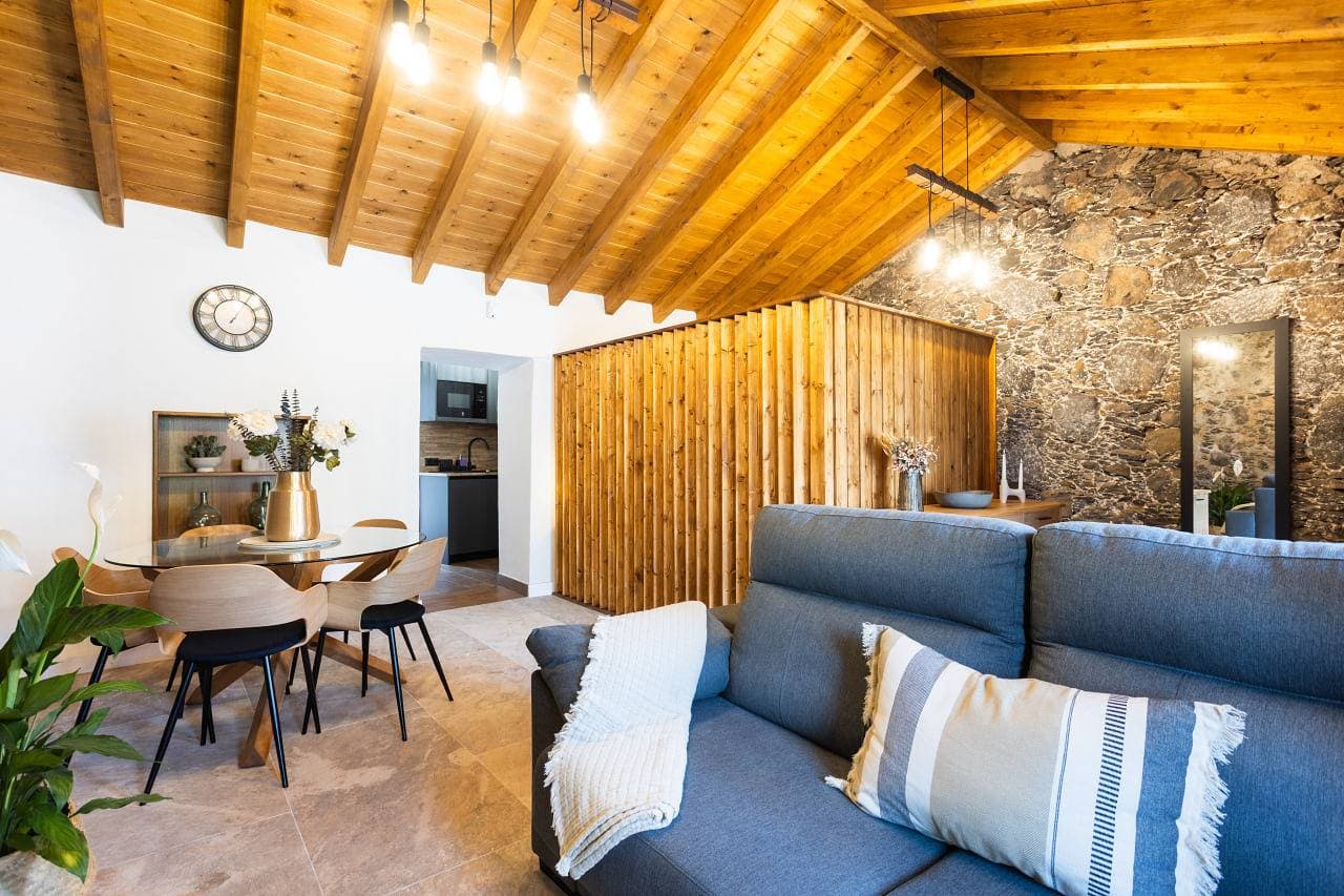 Foto 6 von 33: Ferienwohnung für 4 Personen mit Terrasse