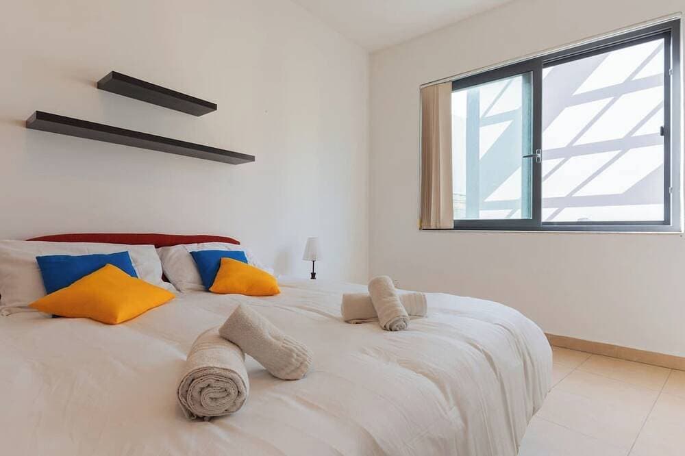 Foto 10 von 30: The King at Roulette | Modern Apartment, Paceville