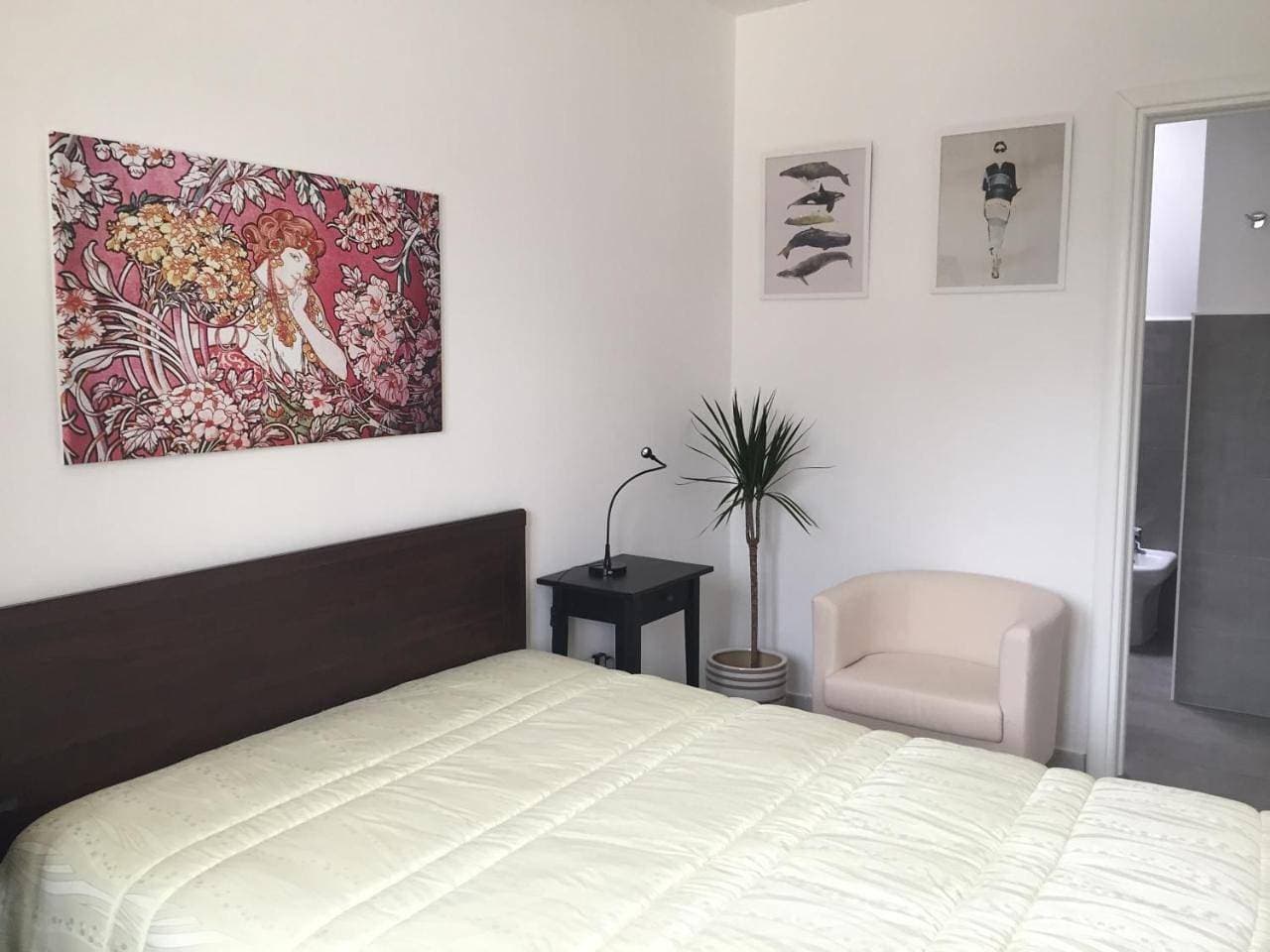 Foto 7 von 15: Economy Double Room