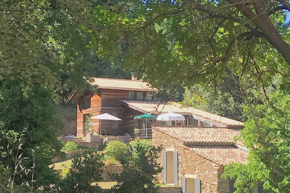 Foto 12 von 28: \"Villa Casabel, spacious and quiet with swimming pool