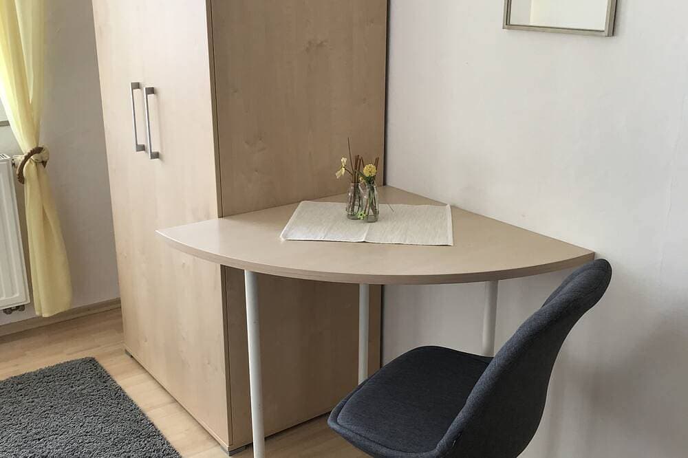Foto 8 von 11: Gemütliche 45qm Ferienwohnung mit Balkon, kostenfreies Parken und WLAN