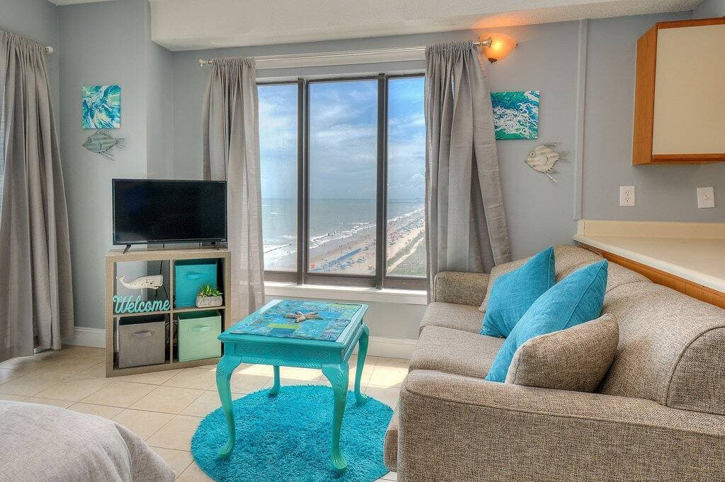 Foto 6 von 9: The Palace Resort 903-Oceanfront Studio in Myrtle Beach!