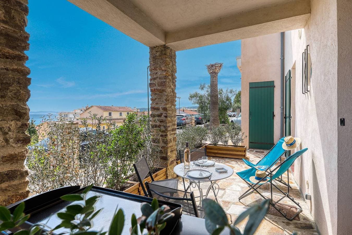 Foto 2 von 19: Ferienwohnung für 3 Personen mit Terrasse