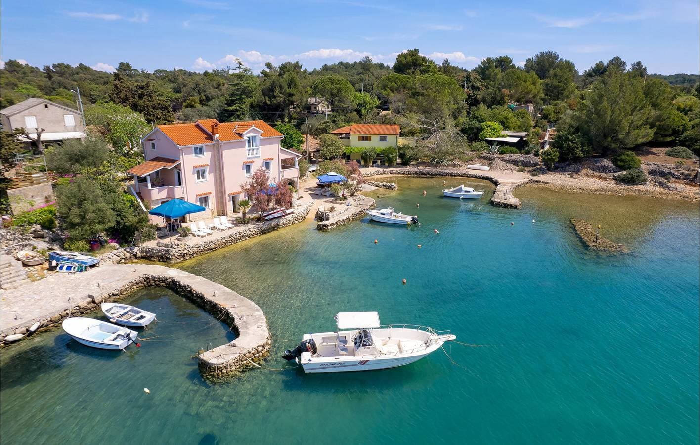 Foto 3 von 29: Gemütliche Ferienwohnung, 600 m vom Campingplatz Baldarin Beach entfernt, mit Terrasse und Parkplatz