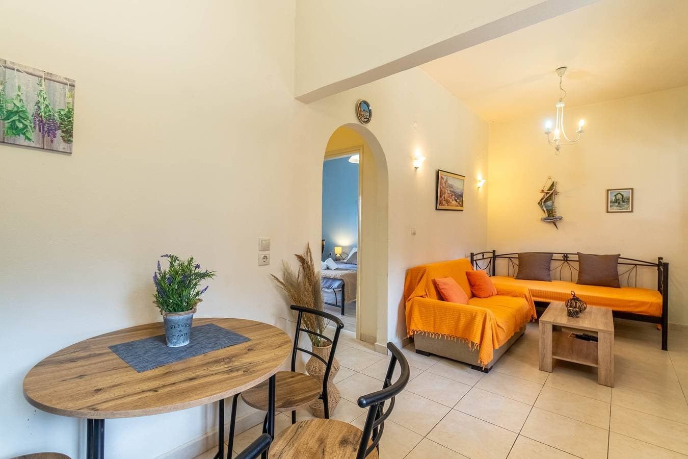 Foto 6 von 27: Ferienwohnung 'Nikos Seaside' mit Meerblick, WLAN und Klimaanlage
